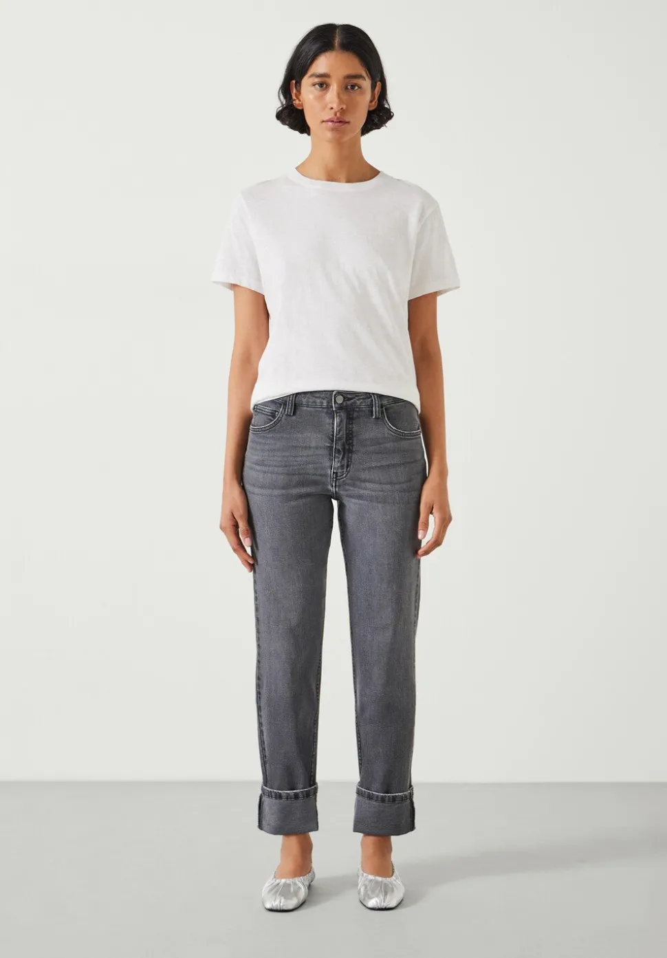 Agnes Straight Leg Jeans