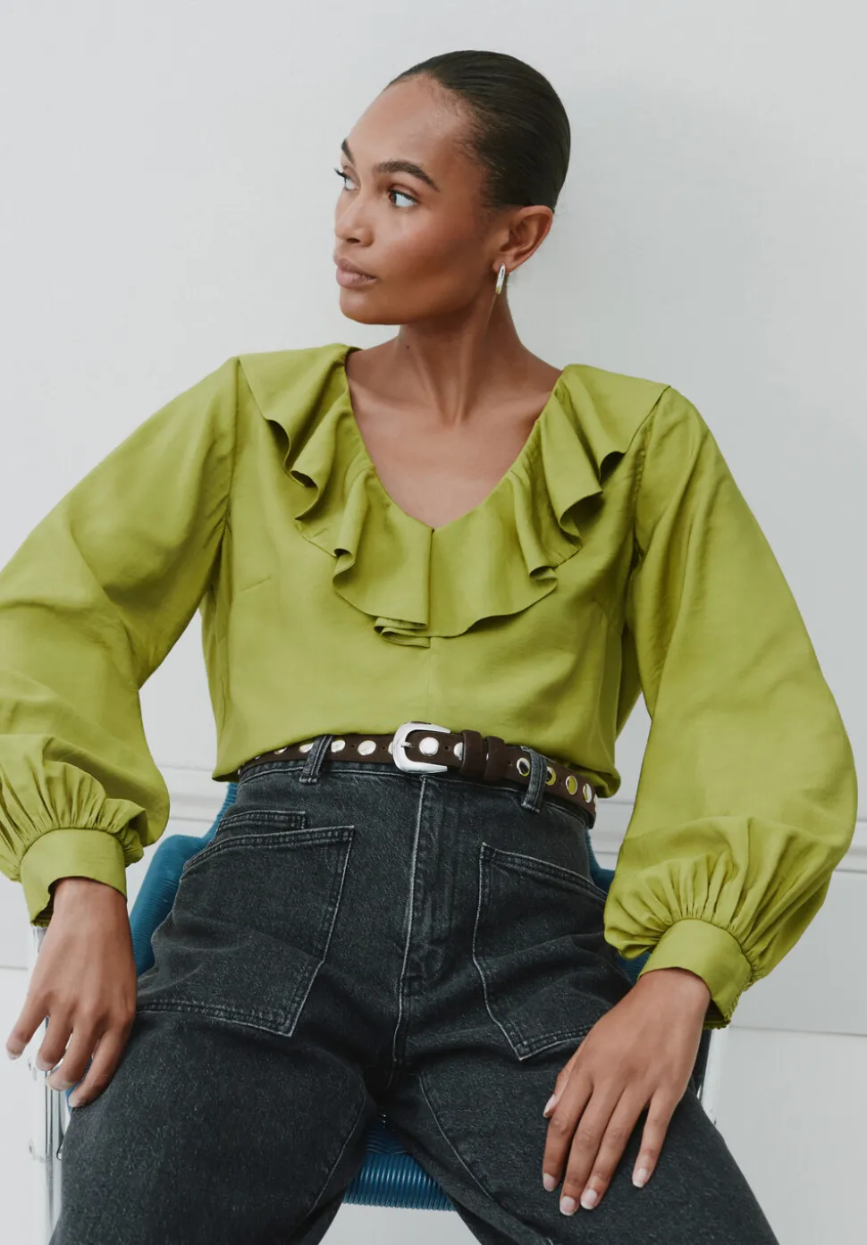 Air Flow Ruffle Blouse