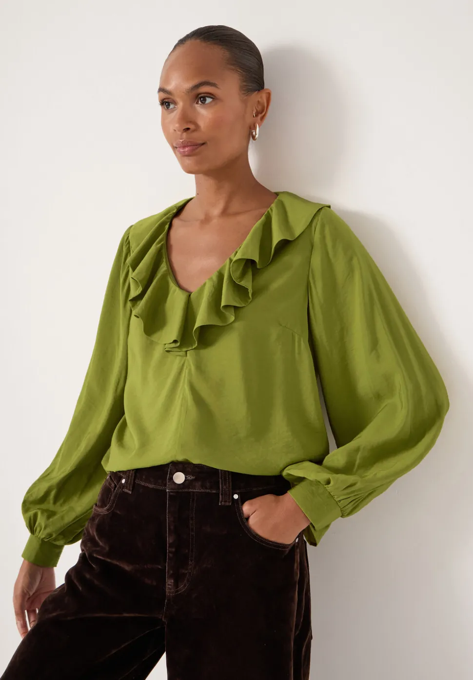 Air Flow Ruffle Blouse