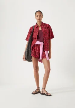 Air Flow Short Sleeve Collared Shirt