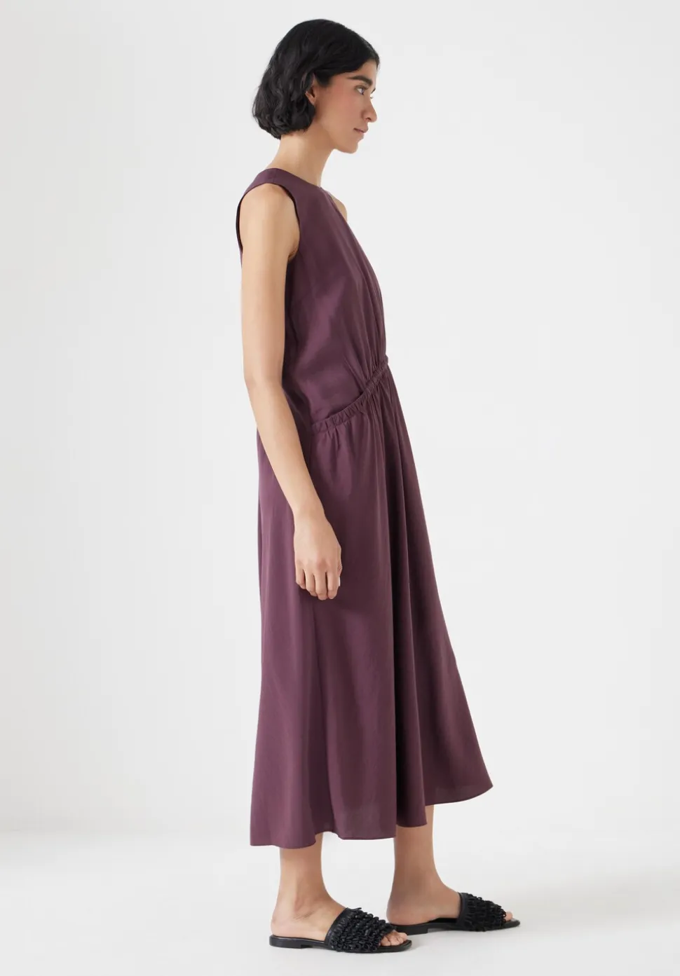 Air Flow Sleeveless Gathered Waist Midi Dress