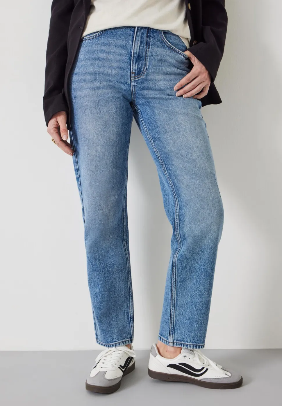 Alex Straight Leg Jeans