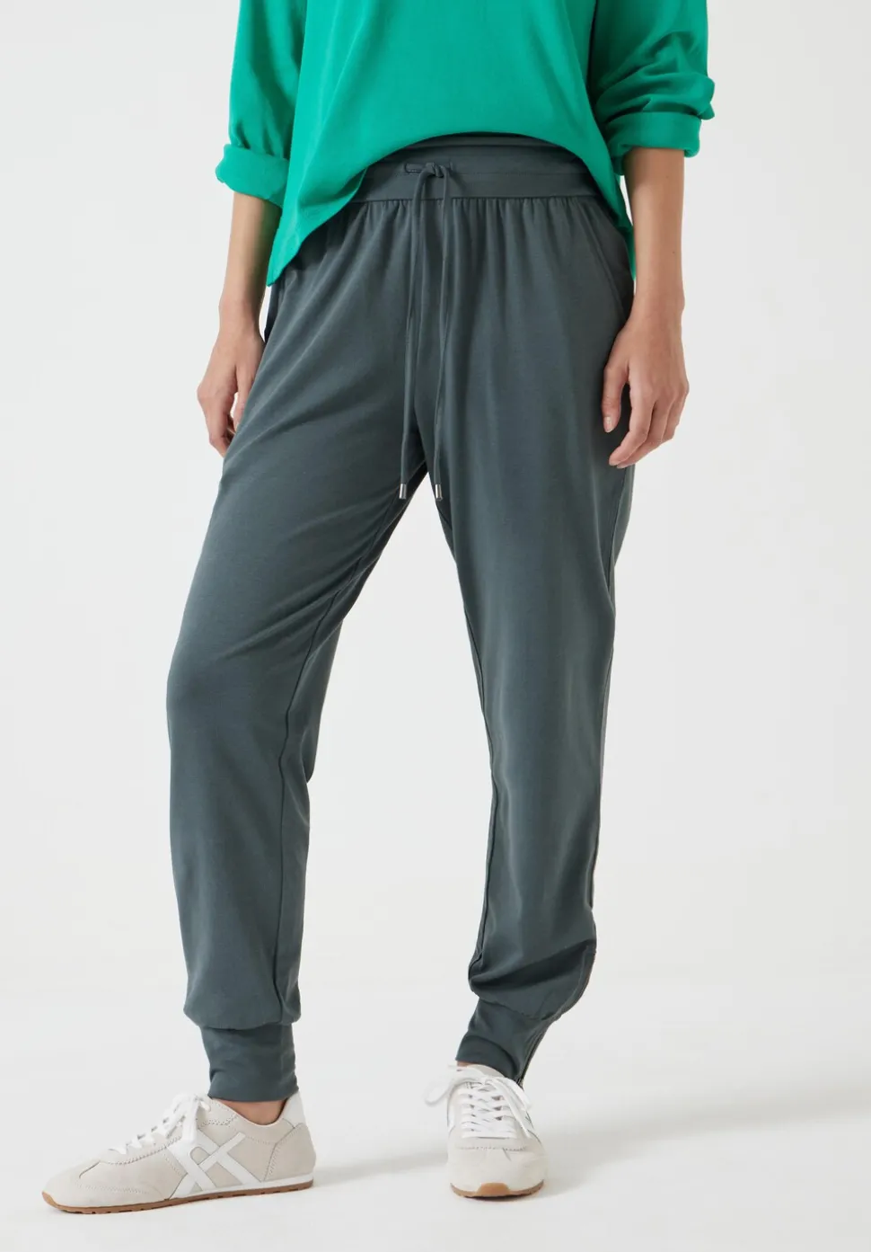 Amie Joggers