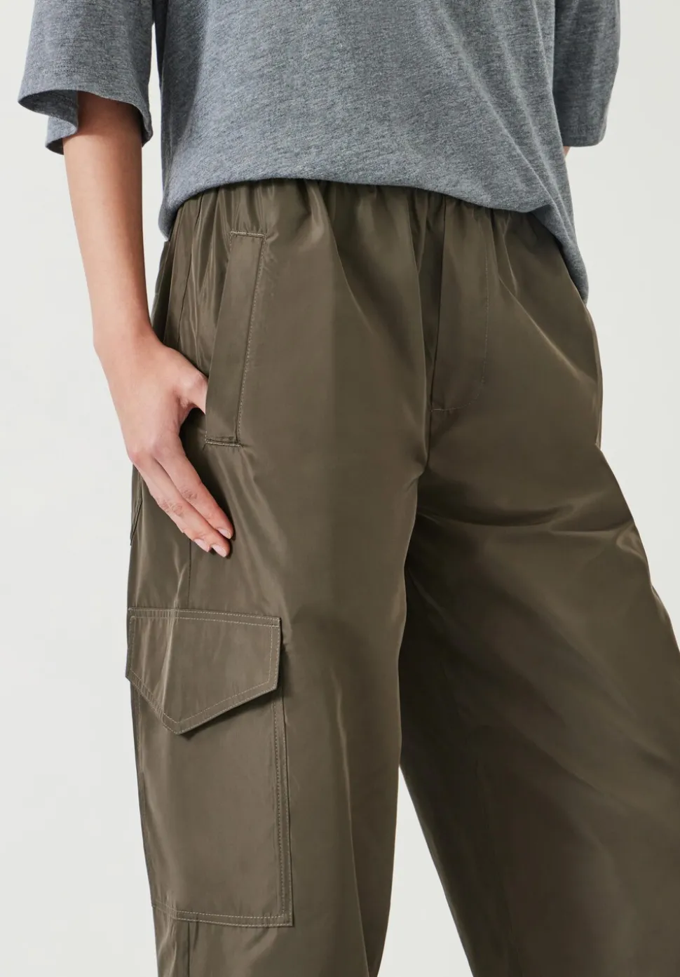 Ava Lightweight Cargo Trousers