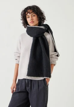 Blanket Stitch Scarf