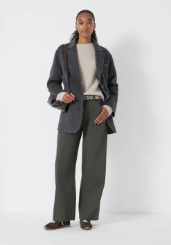 Bree Horseshoe Barrel Leg Trouser