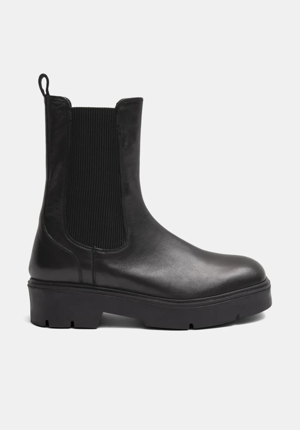 Chunky Leather Chelsea Boots