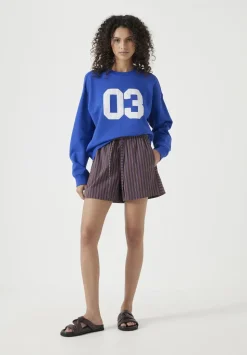 Collegiate 03 Graphic Sweatshirt