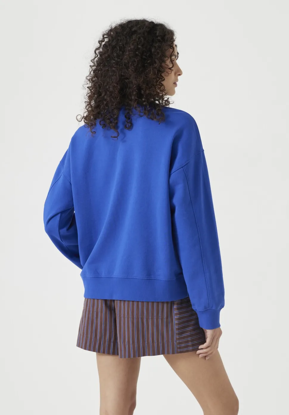 Collegiate 03 Graphic Sweatshirt