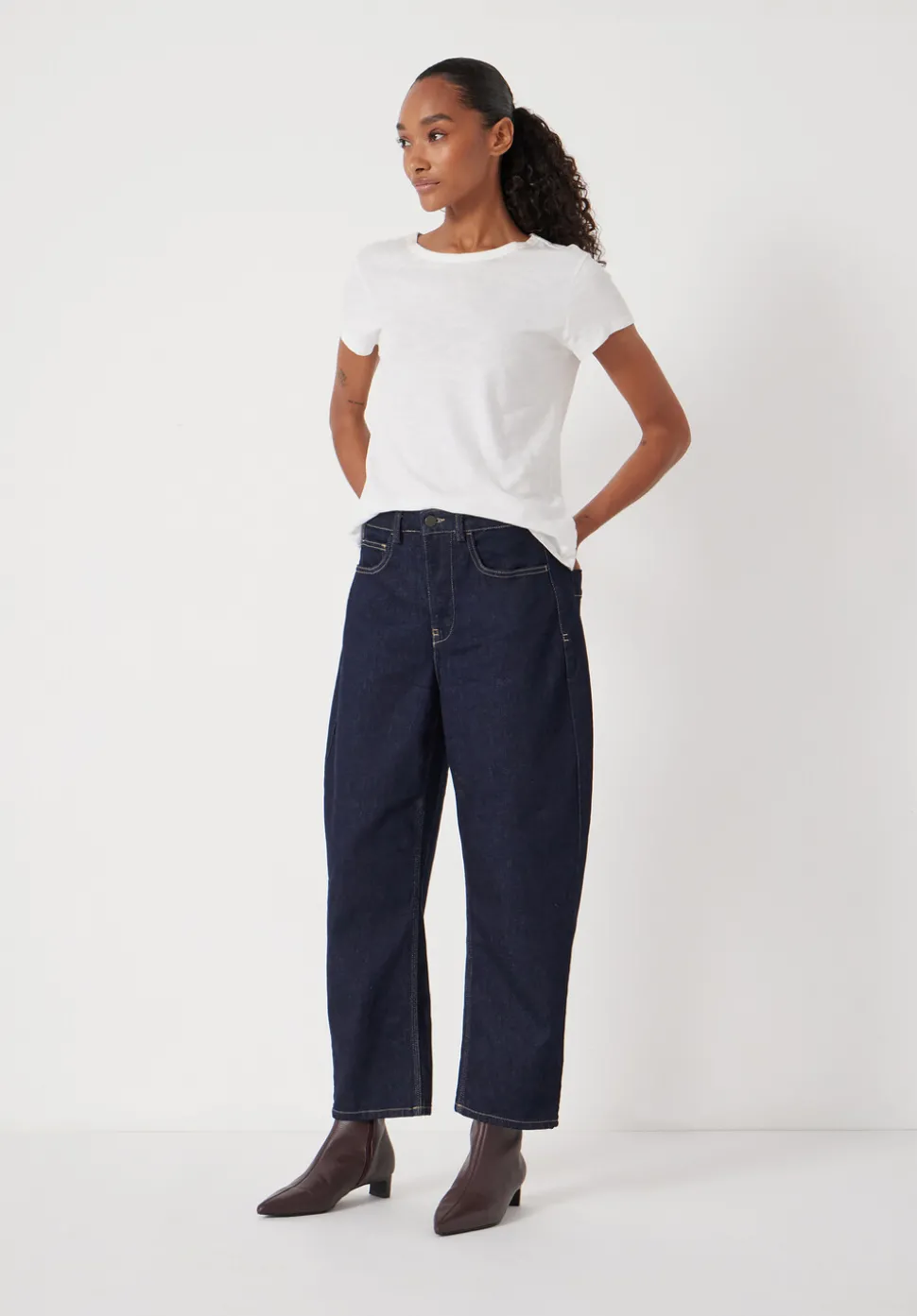 Cordelia Barrel Leg Jeans