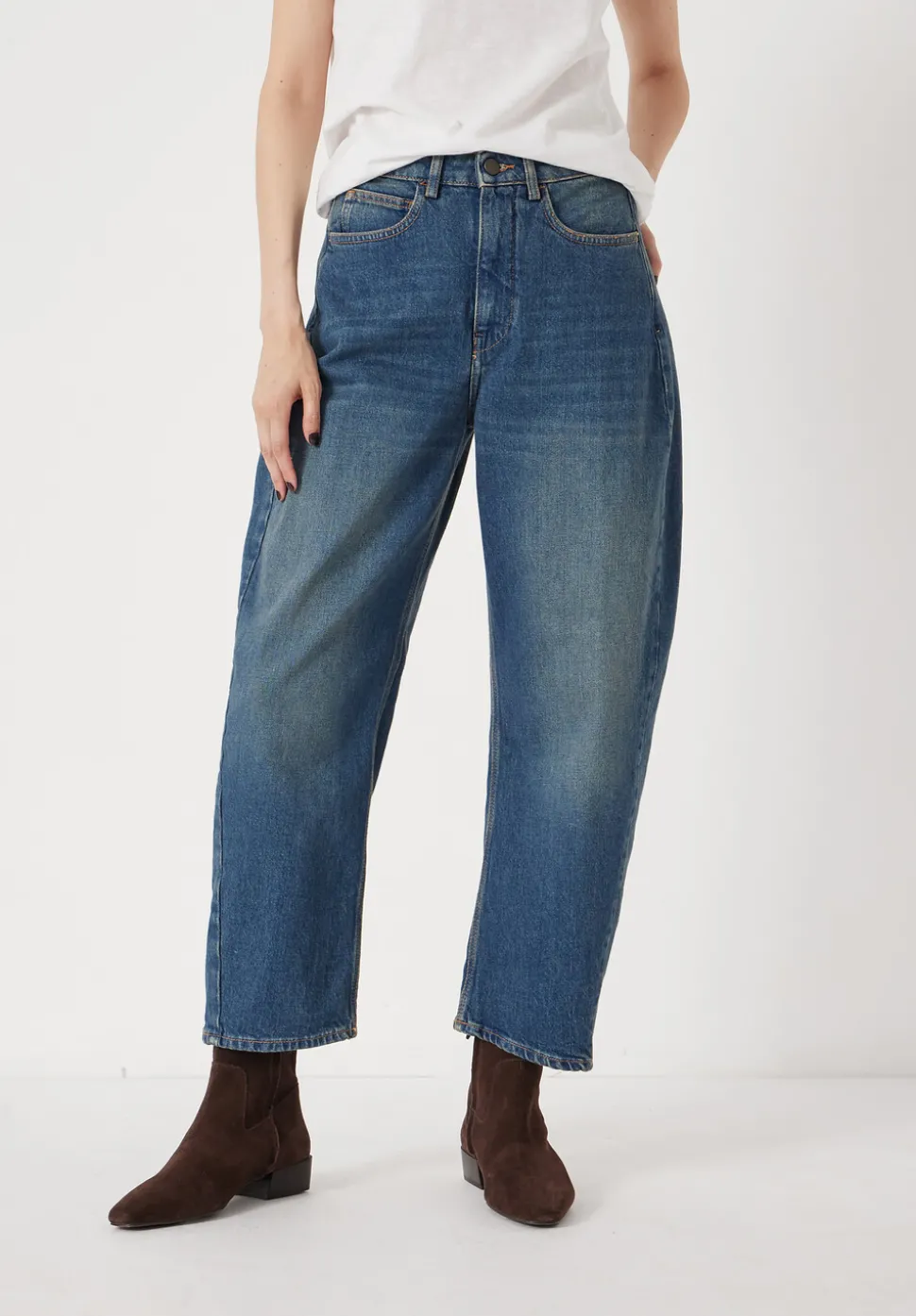 Cordelia Barrel Leg Jeans