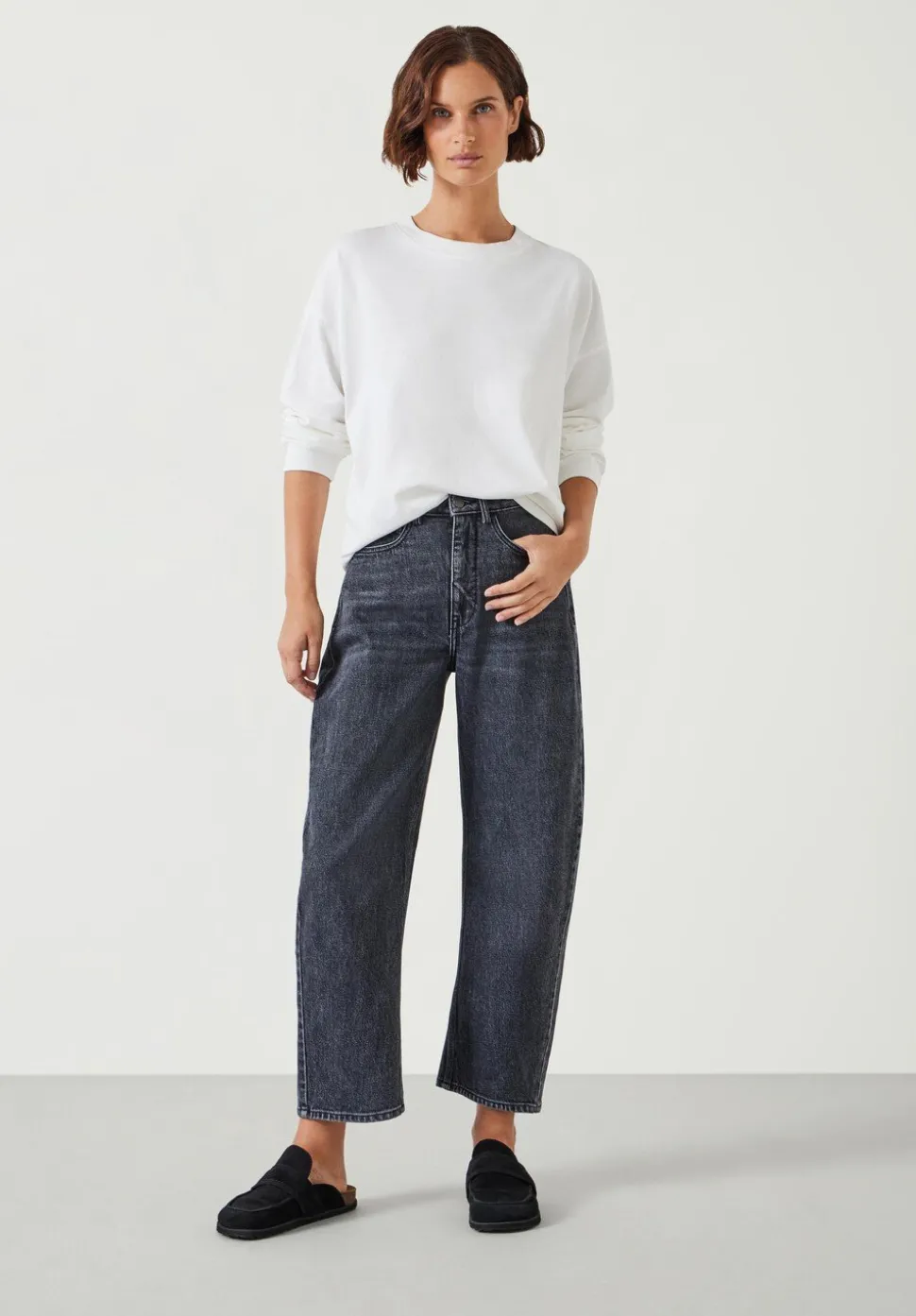 Cordelia Barrel Leg Jeans