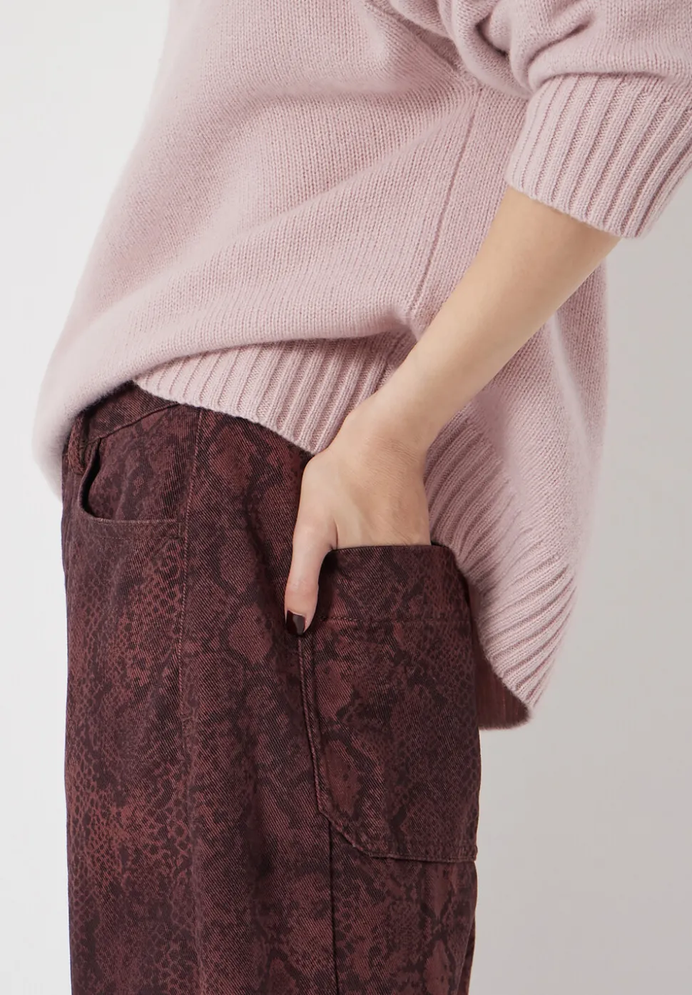 Cordelia Barrel Leg Snake Print Jeans