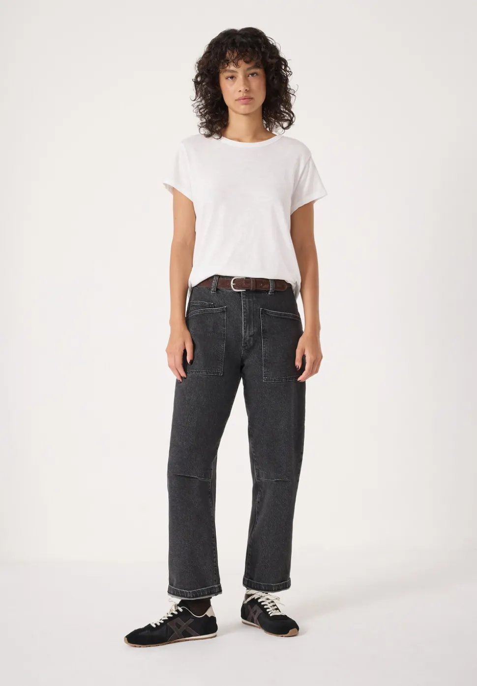 Cordi Barrel Leg Jeans