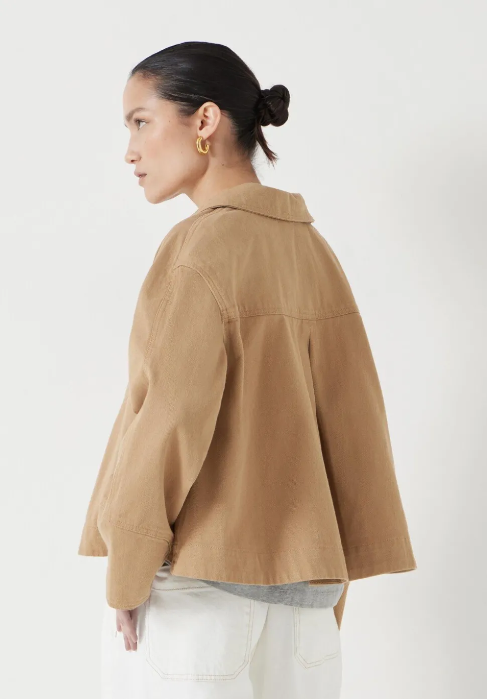 Cotton Barrel Sleeve Swing Jacket