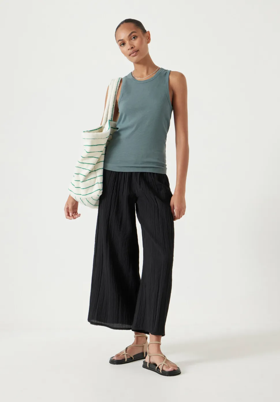 Crinkle Wide Leg Cropped Trousers
