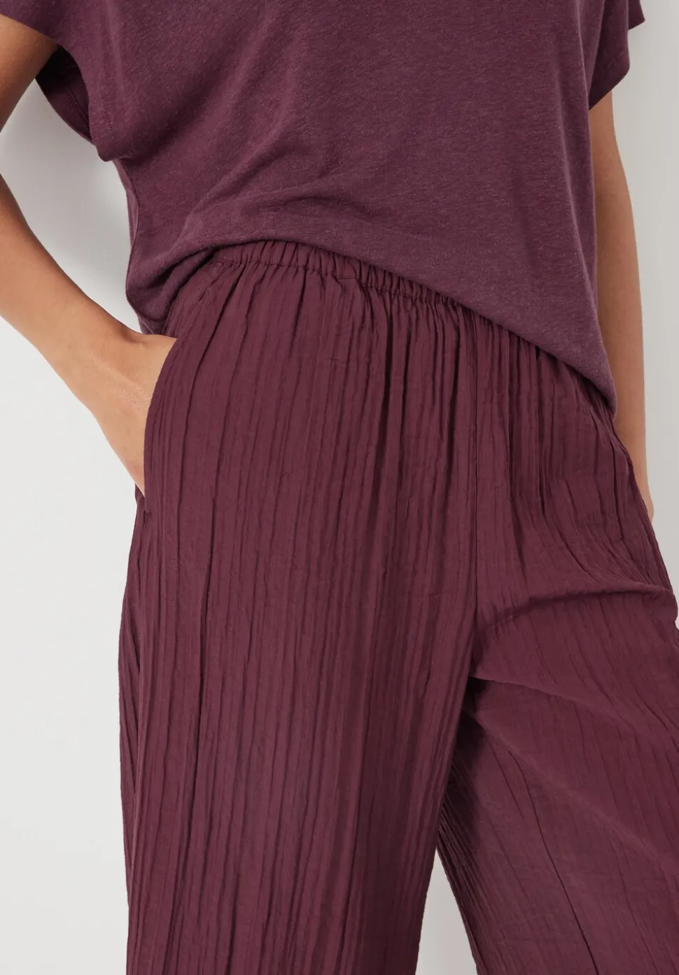 Crinkle Wide Leg Cropped Trousers