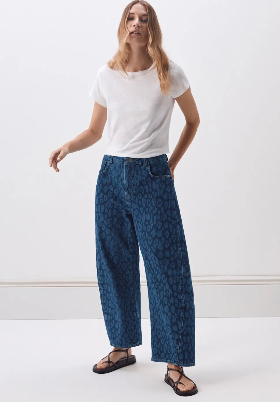Cropped Bree Horseshoe Barrel Leg Jeans