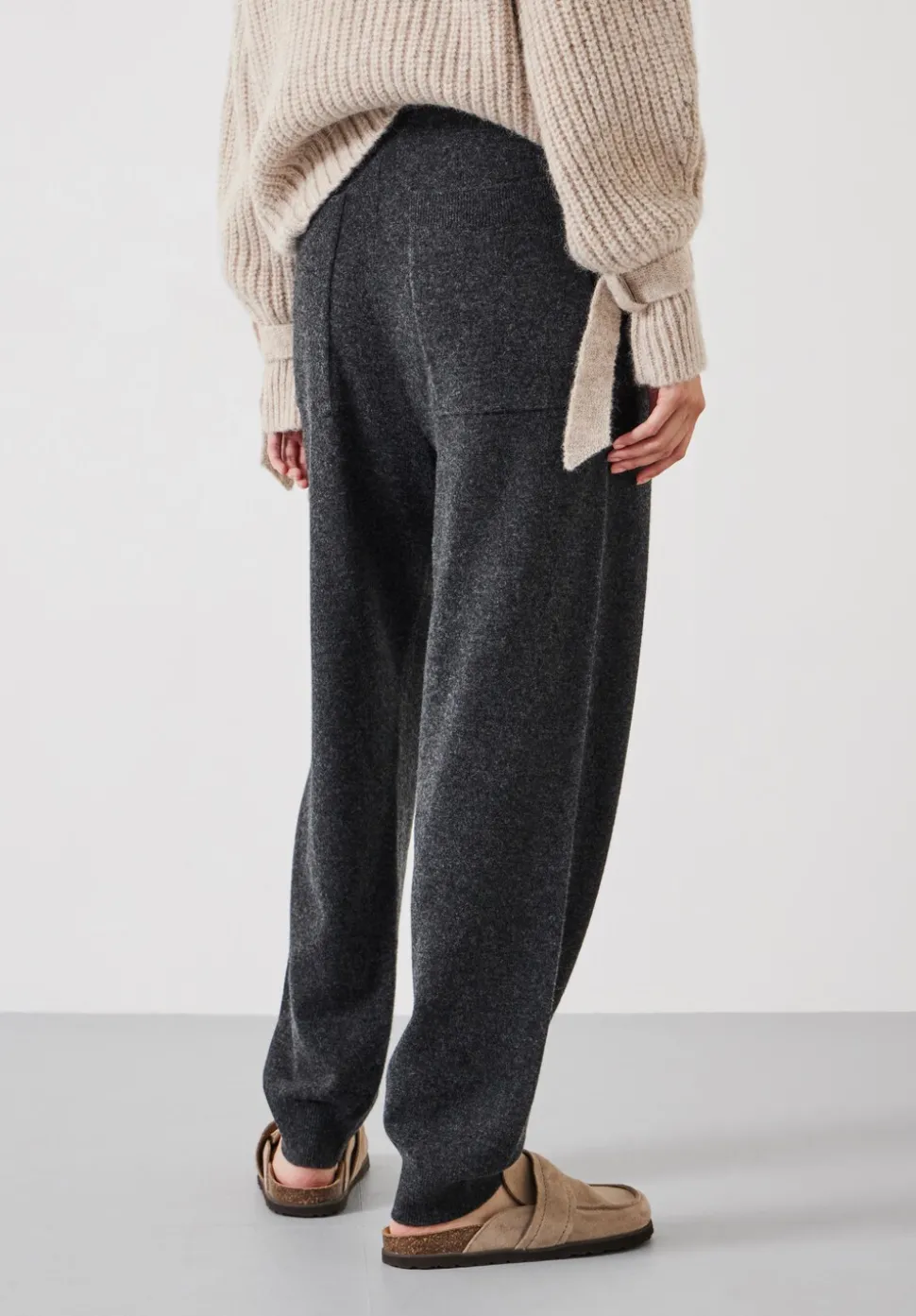 Daisy Merino Wool Jogger