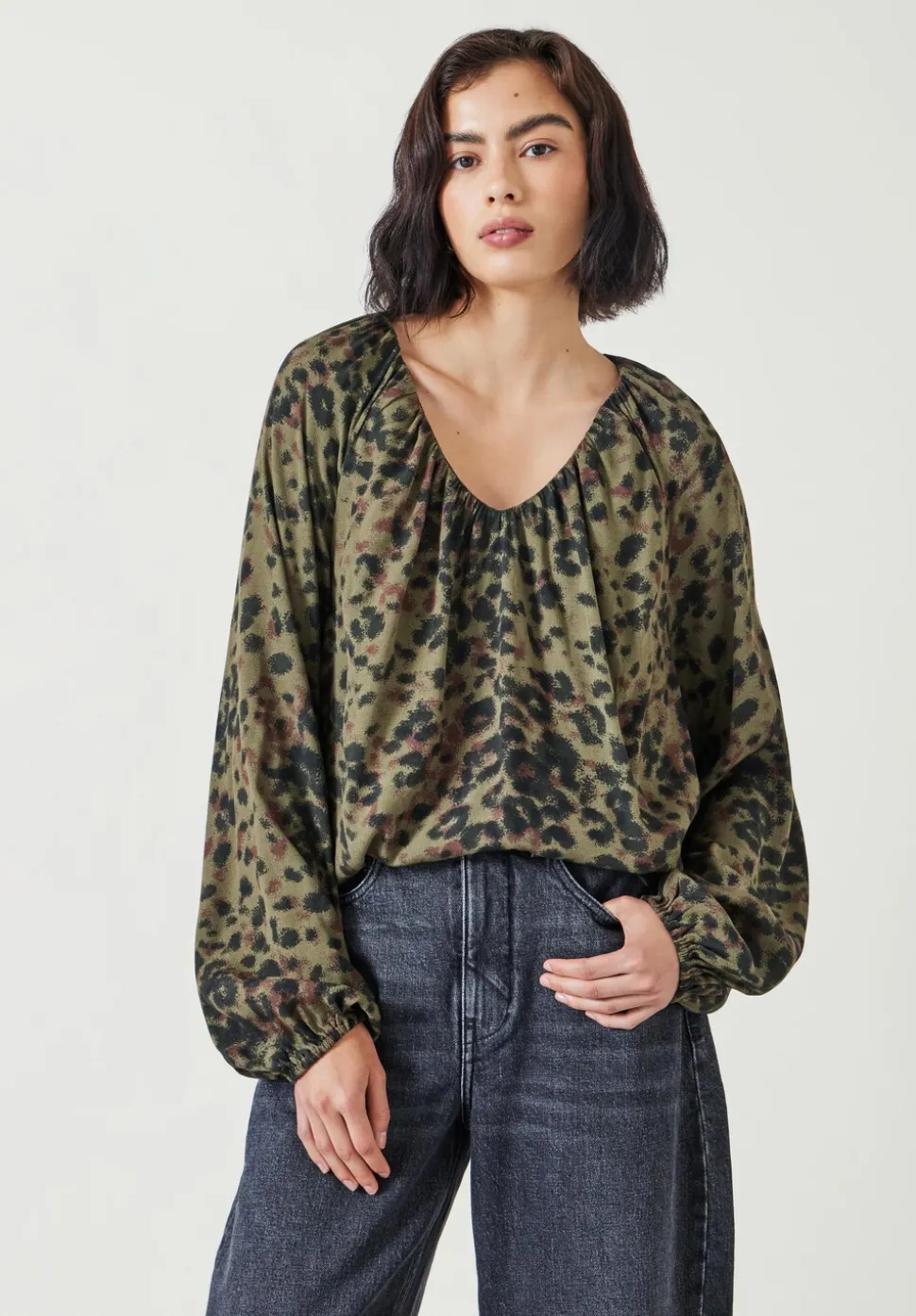 Elise V-Neck Printed Blouse