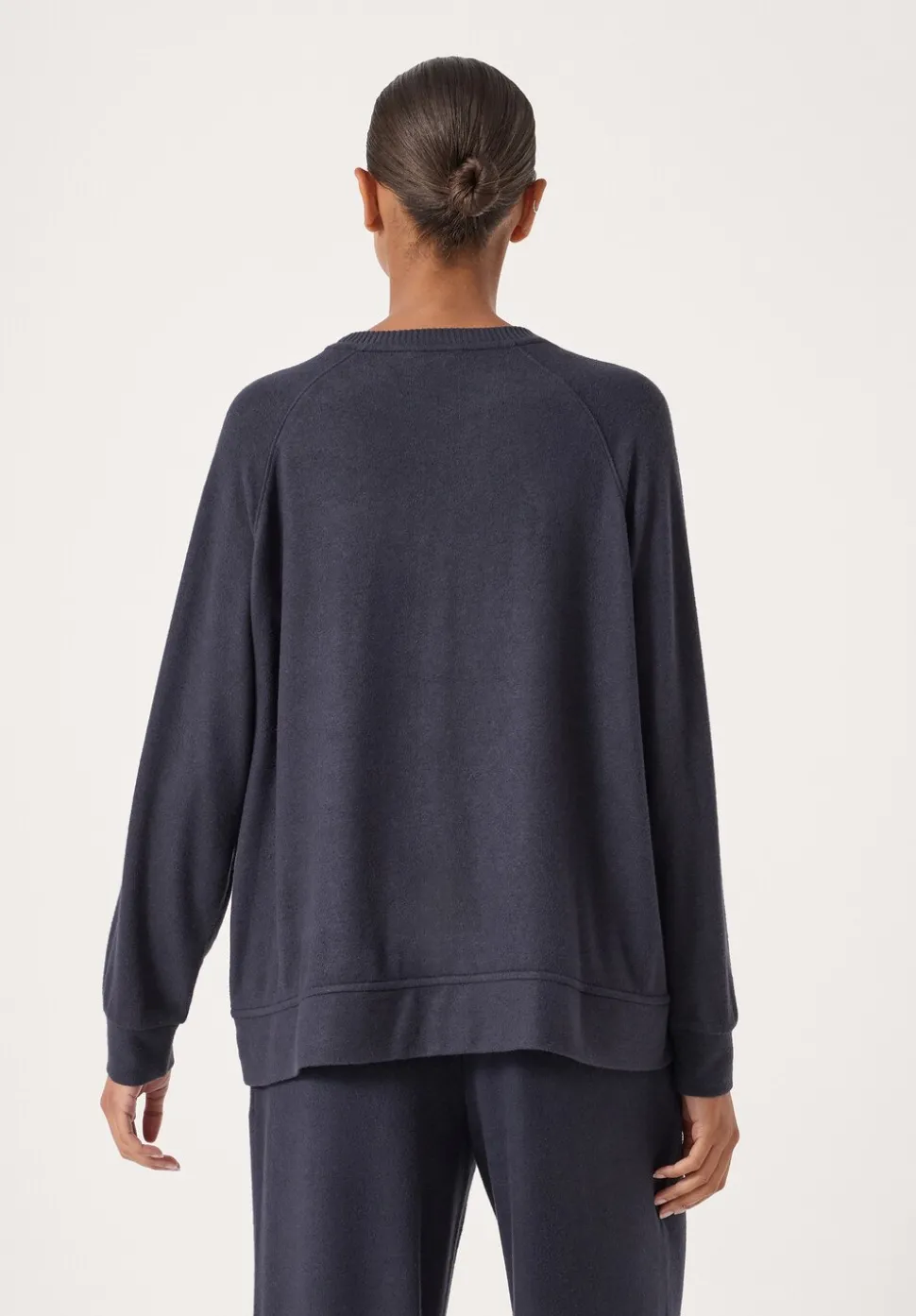 Elle Supersoft Raglan Top