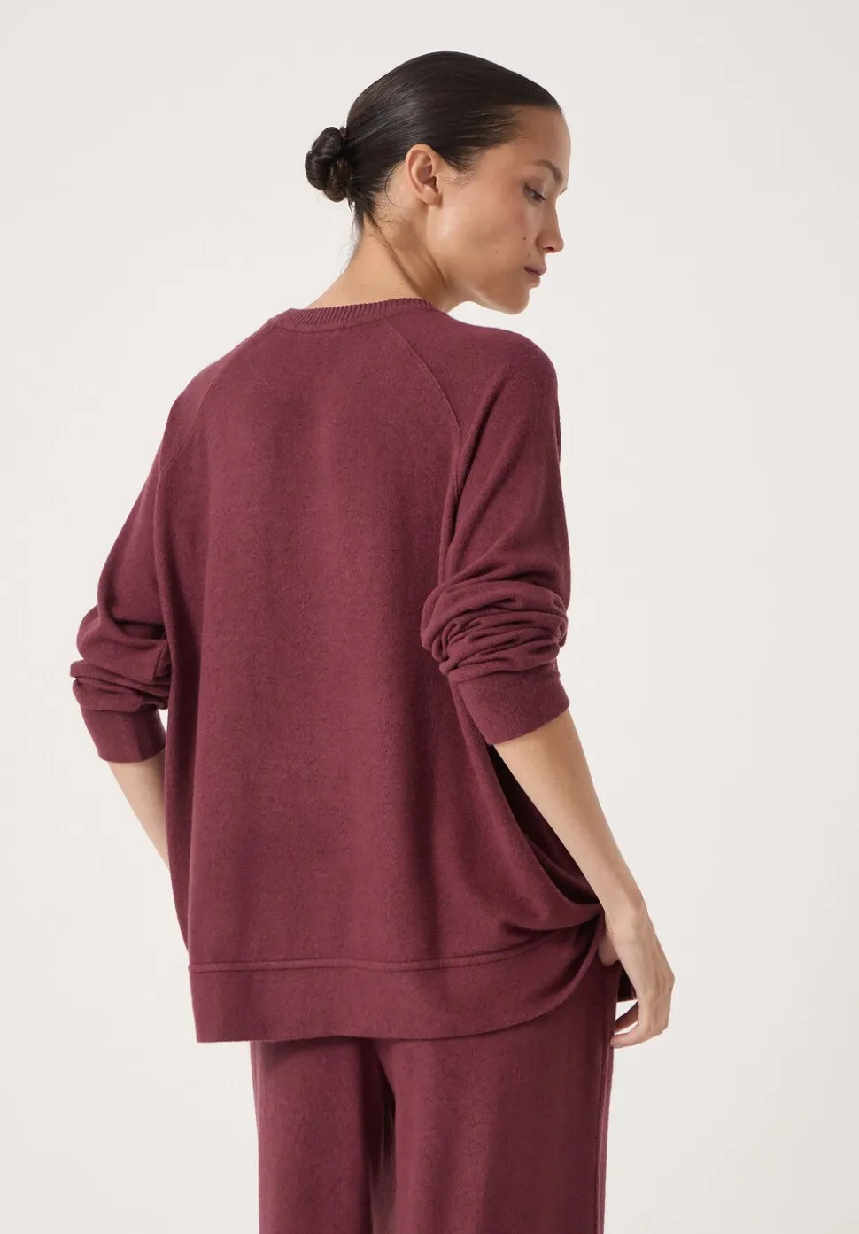 Elle Supersoft Raglan Top