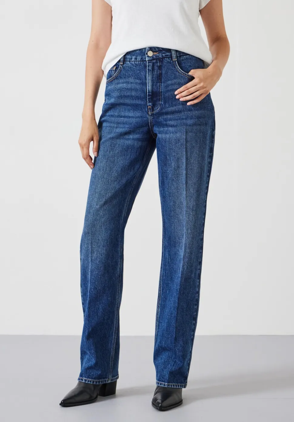 Elliot High Waisted Straight Jeans