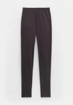 Essential Leggings