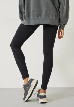 Essential Leggings