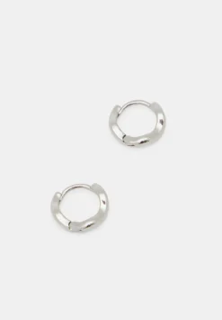 Fern Twist Huggie Earrings