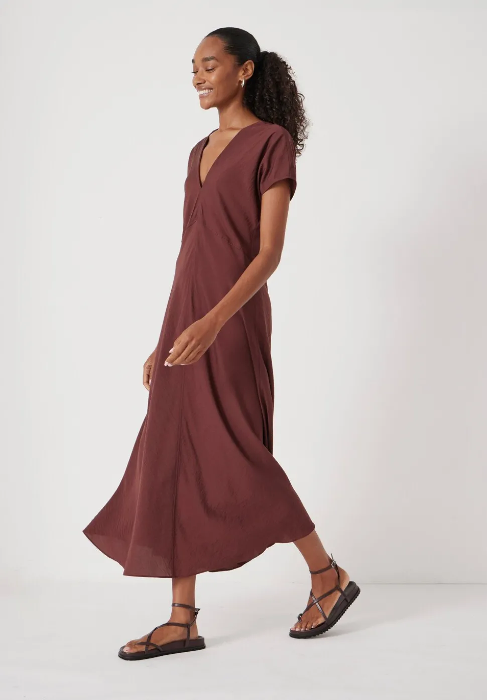 Grace Air Flow V-Neck Maxi Dress