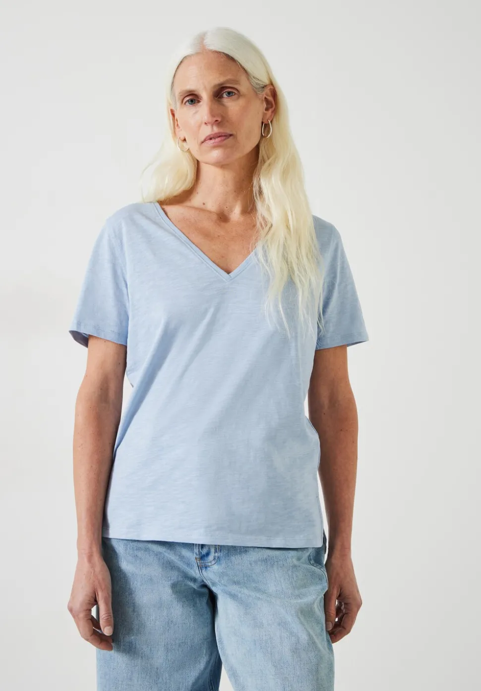 Kali Cotton Slub V-Neck T-Shirt