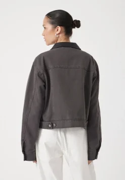 Leather Collar Cropped Jacket