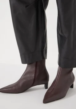 Leather Sock Fit Boots