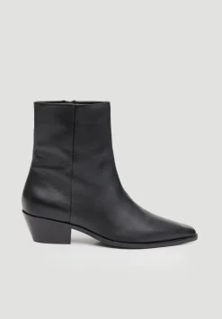Leather Square Toe Boots