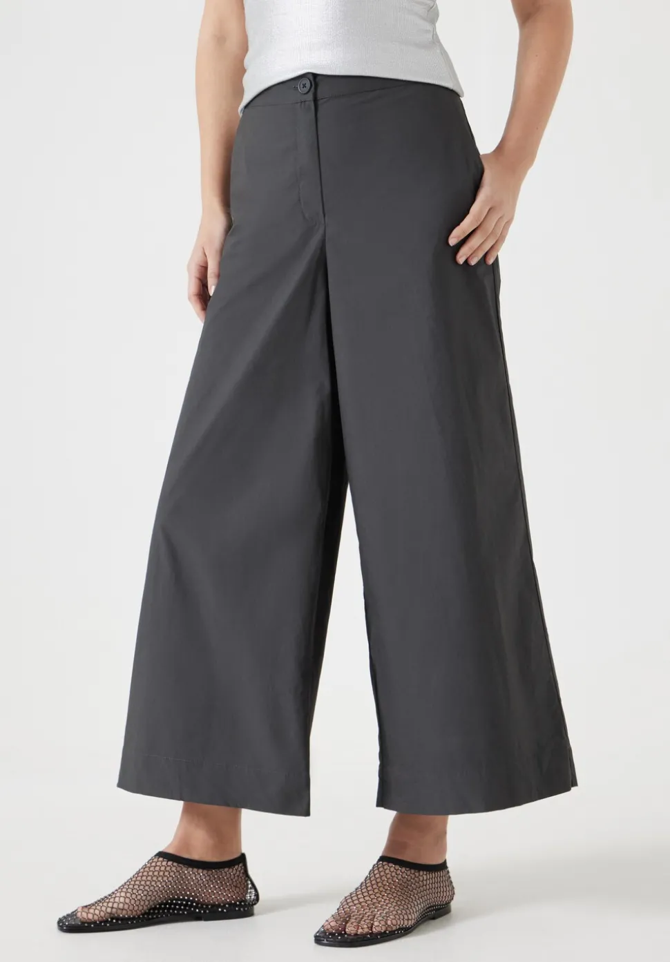 Lightweight Cotton Wide Leg Cropped Trousers