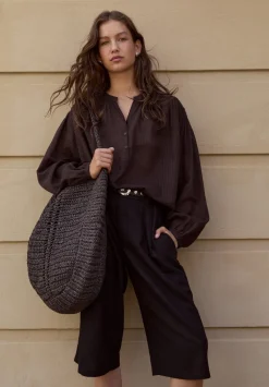 Linen Blend Lya Bermuda Shorts