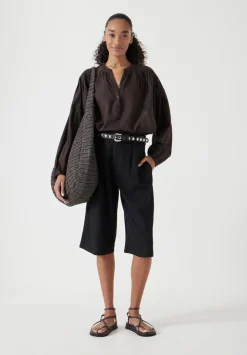Linen Blend Lya Bermuda Shorts