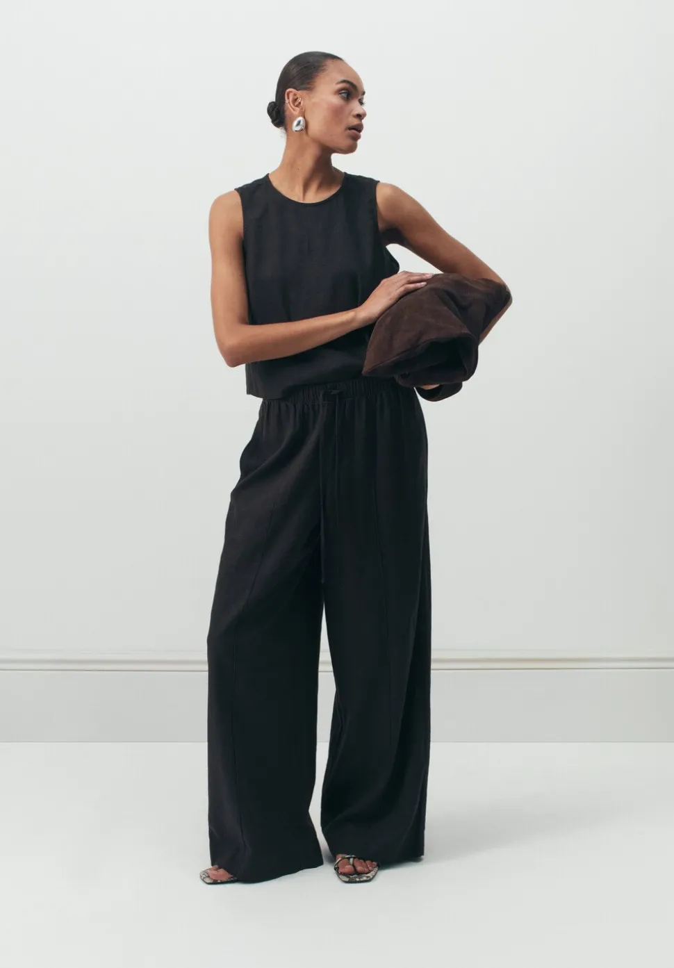 Linen Blend Petunia Wide Leg Trousers