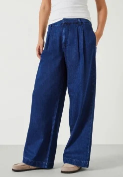 Lya Pleated Wide Leg Jeans