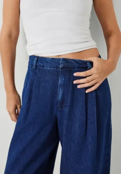 Lya Pleated Wide Leg Jeans