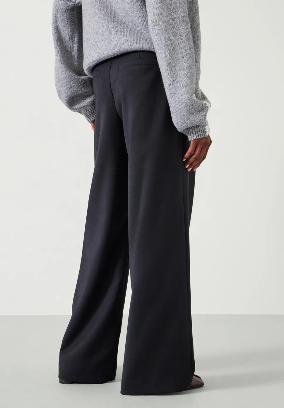 Lya Wool Trousers