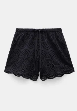 Margot Cotton Broderie Pull On Shorts