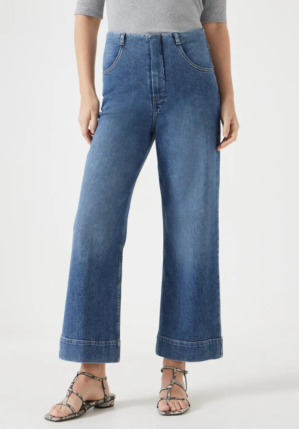 Marla Cropped Jean