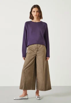 Matilda Cotton Raglan Top