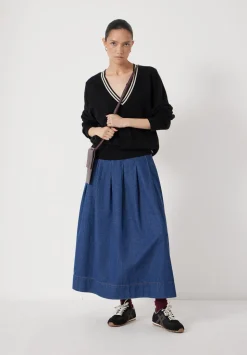 Merino Wool V Neck Jumper