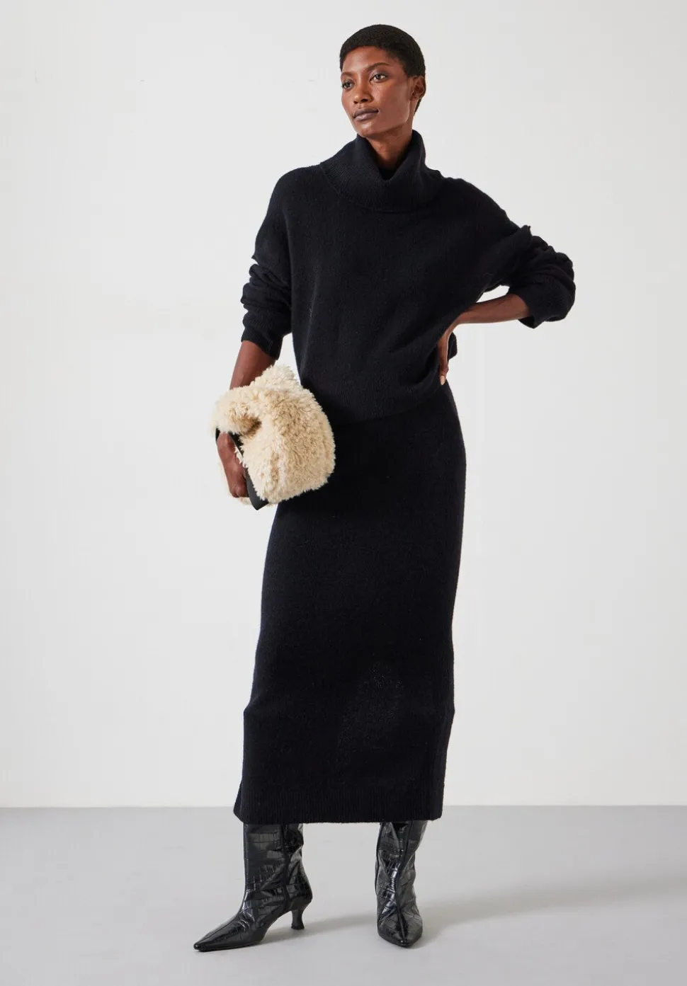 Meryl Wool Blend Cropped Roll Neck Jumper