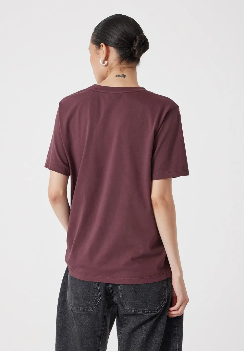 Metallic Star Graphic T-Shirt