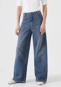 Nessa Wide Leg Jeans