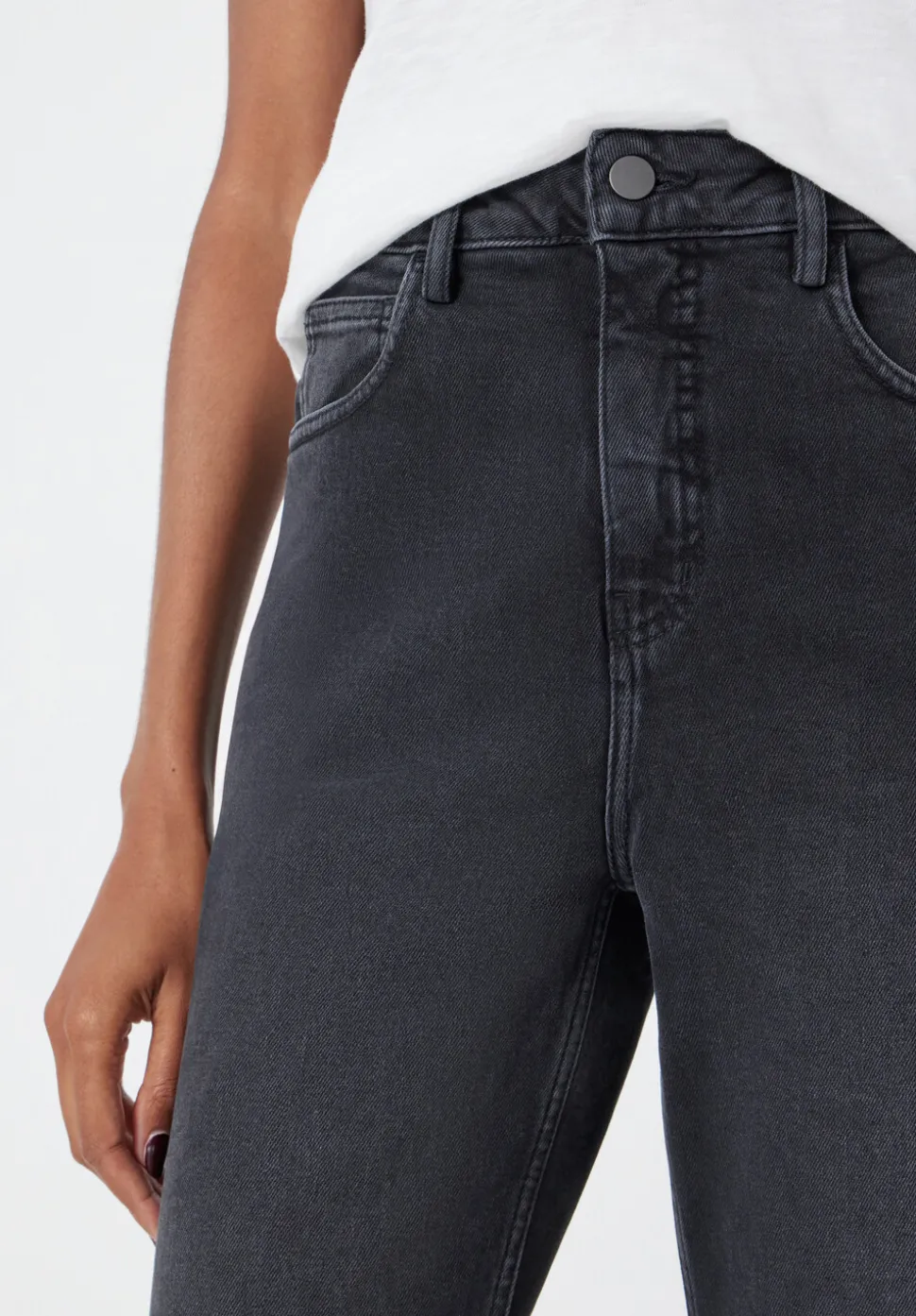 Nina Straight Crop Jeans